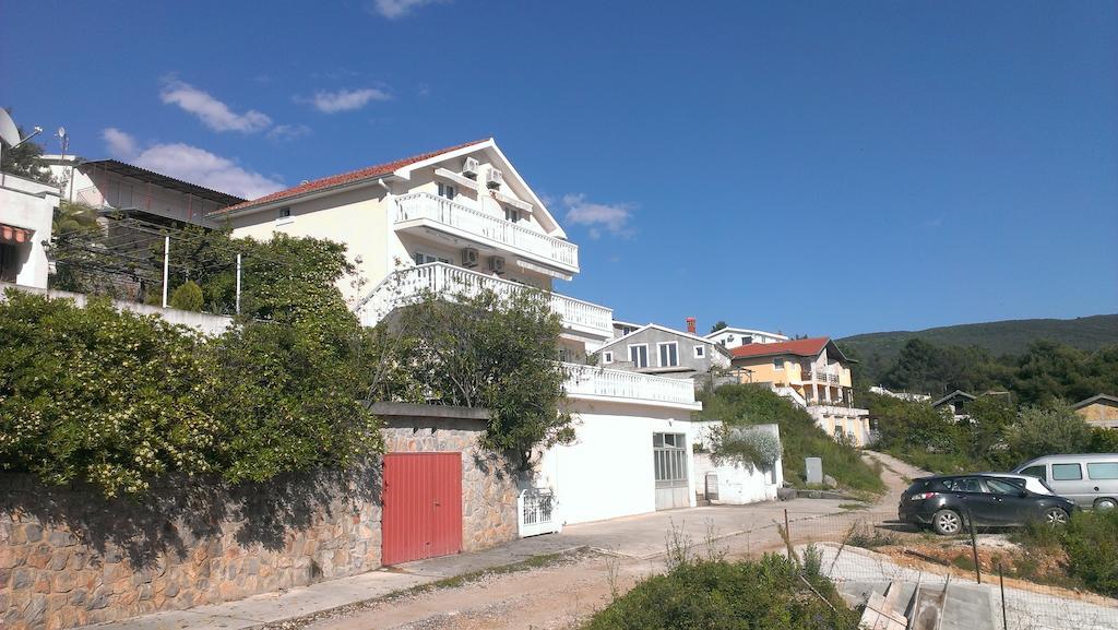 Apartments Sofija Tivat Eksteriør billede